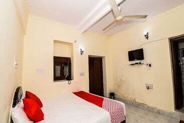 پانسیون Durag Villas Guest House By Oyo Rooms