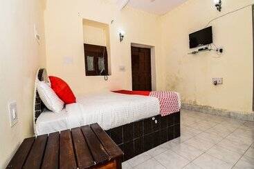 پانسیون Durag Villas Guest House By Oyo Rooms