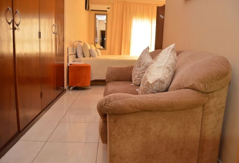 Пансион Iqhayiya Guest House