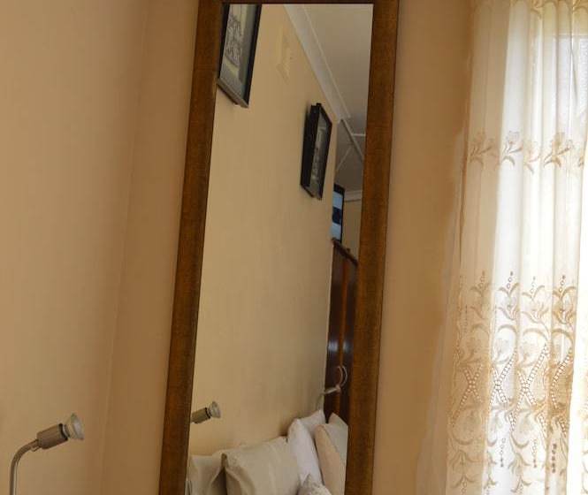 Пансион Iqhayiya Guest House