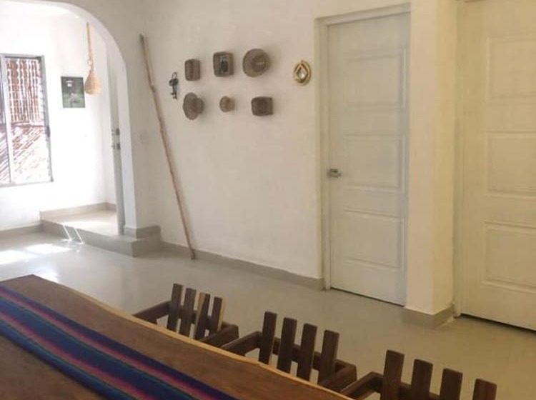 تختخواب و صبحانه Casa Bizu