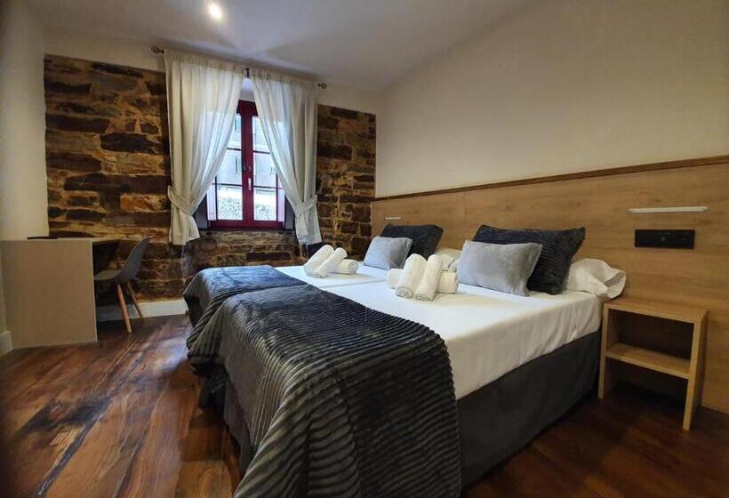 فندق Albergue Casa Cuartel