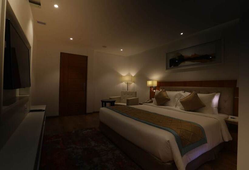 هتل Best Western Plus Tejvivaan