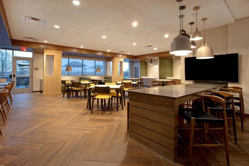 هتل Fairfield Inn & Suites By Marriott Chicago Bolingbrook