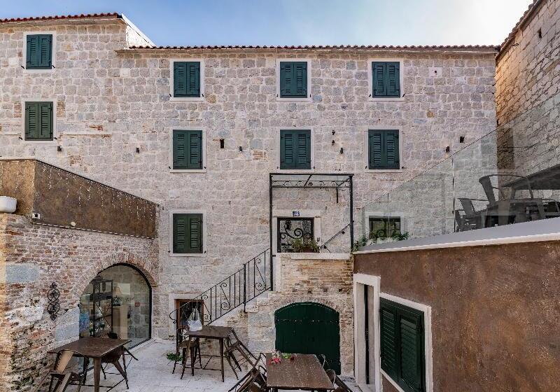 Hotel Historic Plaza Varos Split