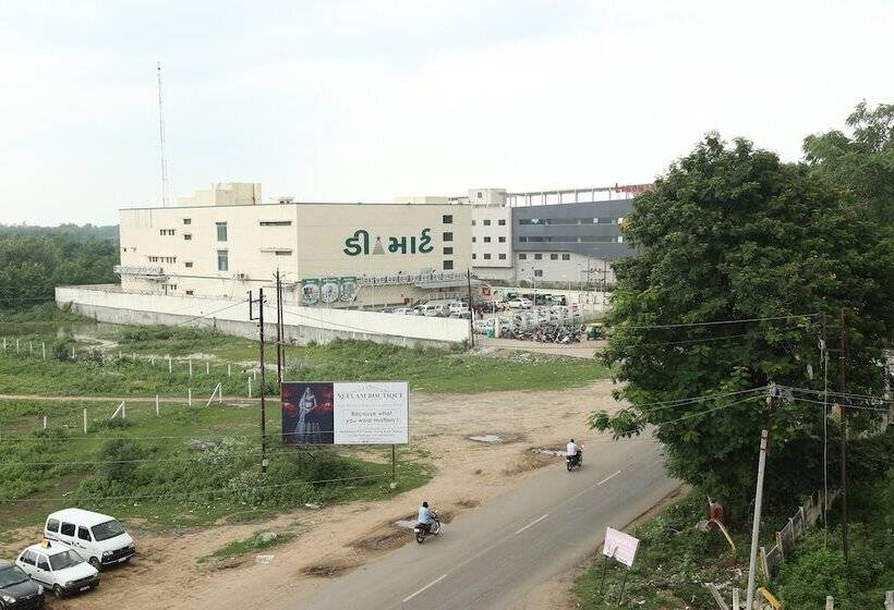 Отель Royal Square