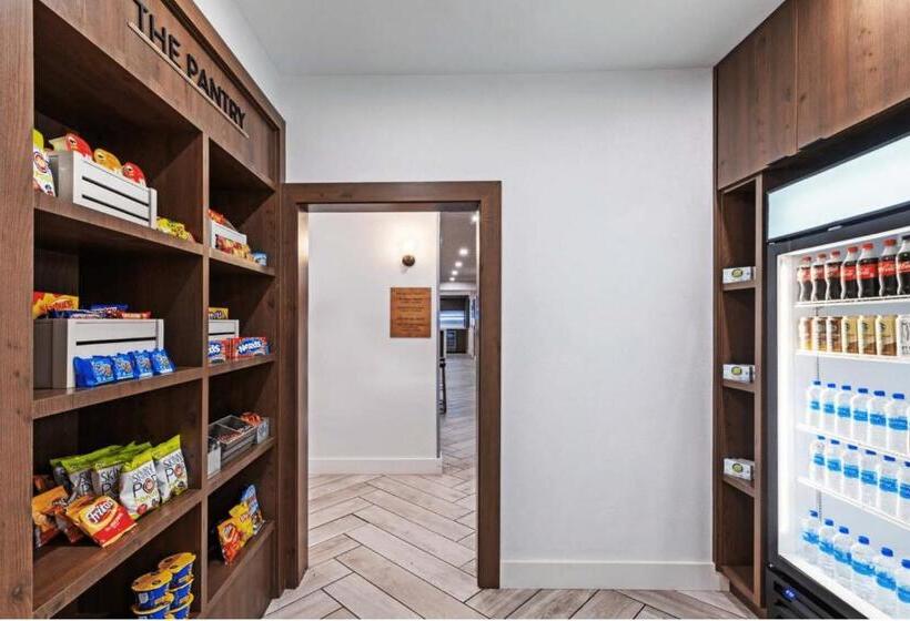 בית מלון כפרי Staybridge Suites Waco South   Woodway, An Ihg