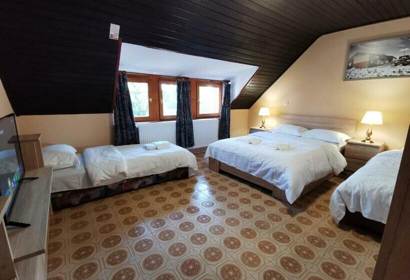 Пансион Ambient Deluxe Apartman