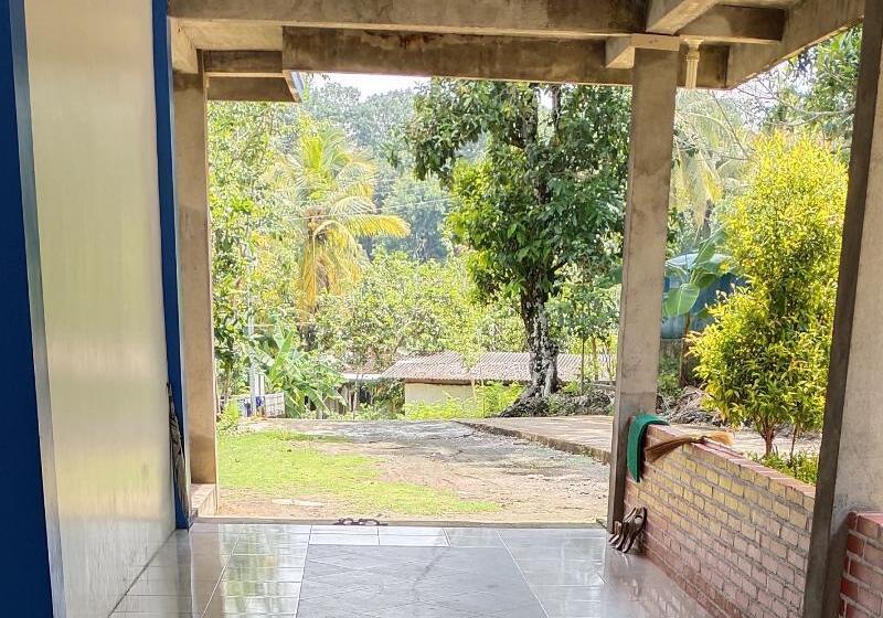 Пансион Homestay Sudiono