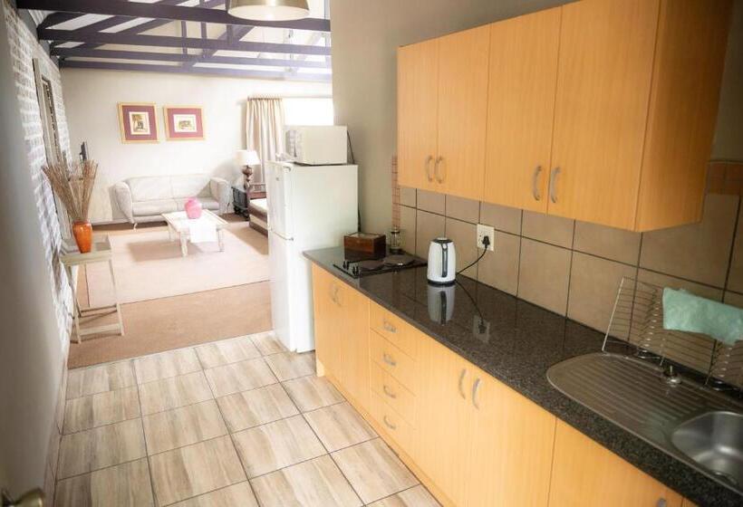 ベッドアンドブレックファースト L'anda Guesthouse & Self Catering