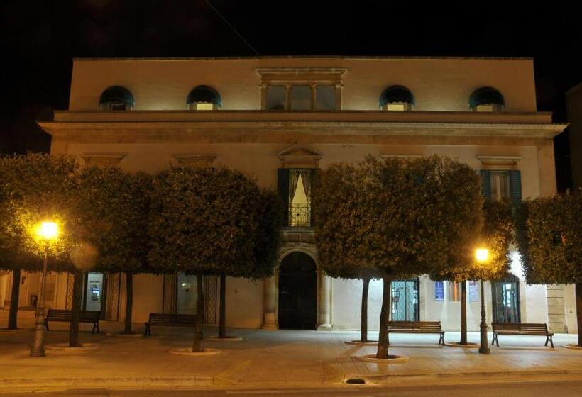 تختخواب و صبحانه Palazzo Agrusti   Residenza D Epoca