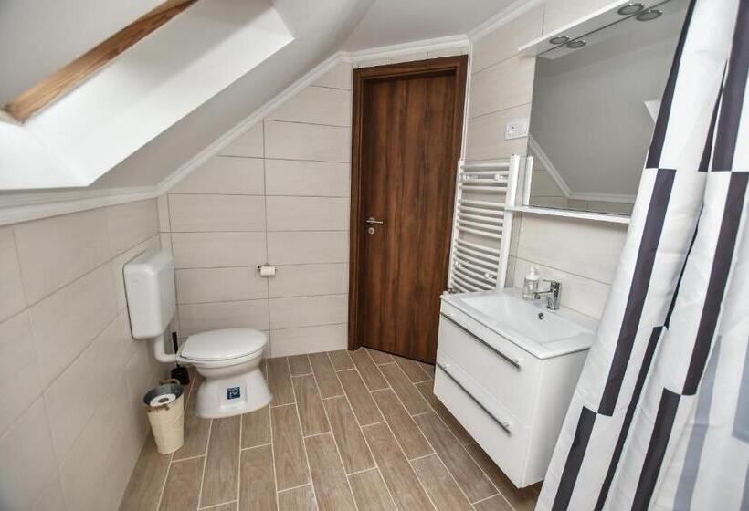 צימר é Vaskó Panzió Borpince