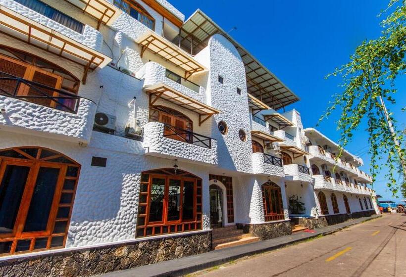 Grand Hotel Leon Marino Galapagos