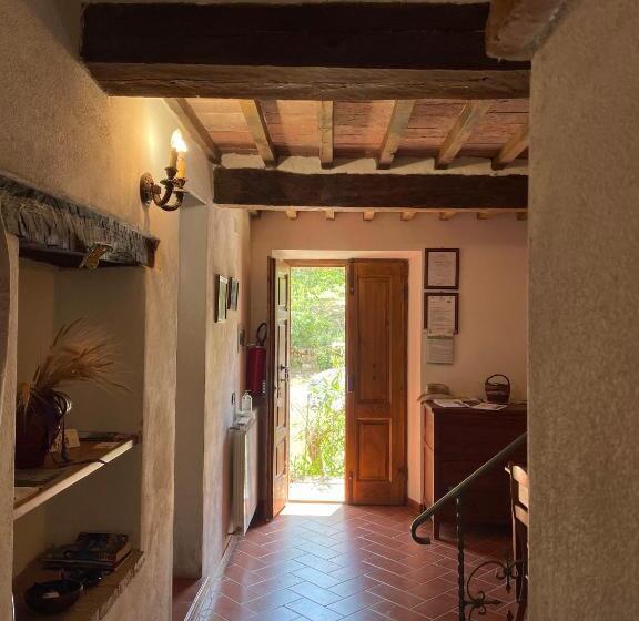 فندق Agriturismo Podere Chiassaie