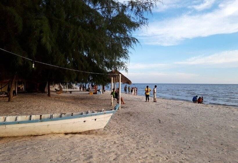 בית מלון כפרי Hula Hula