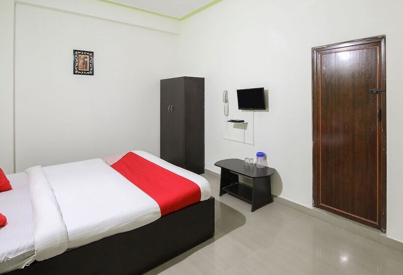 酒店 Kaaranji Residency By Oyo Rooms