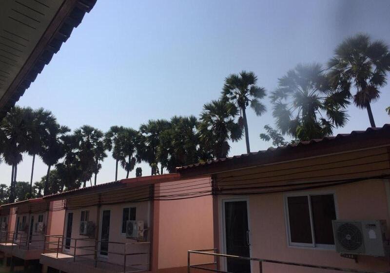 هتل Palm Payom Village Resort