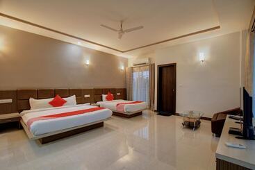 هتل Parkview Inn By Oyo Rooms
