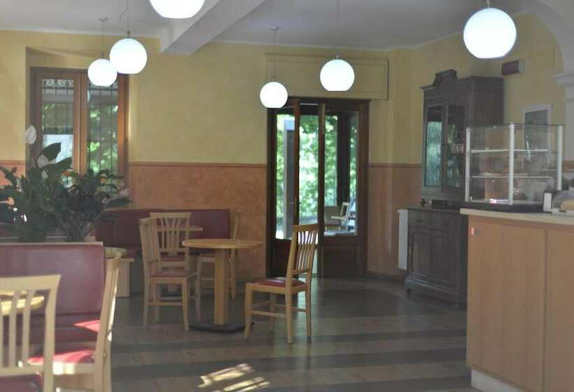 ホテル Residenza Albergo Minetto