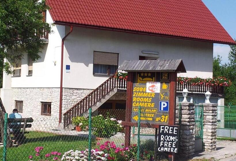 بنسيون Apartments And Rooms With Parking Space Jezerce, Plitvice   17768