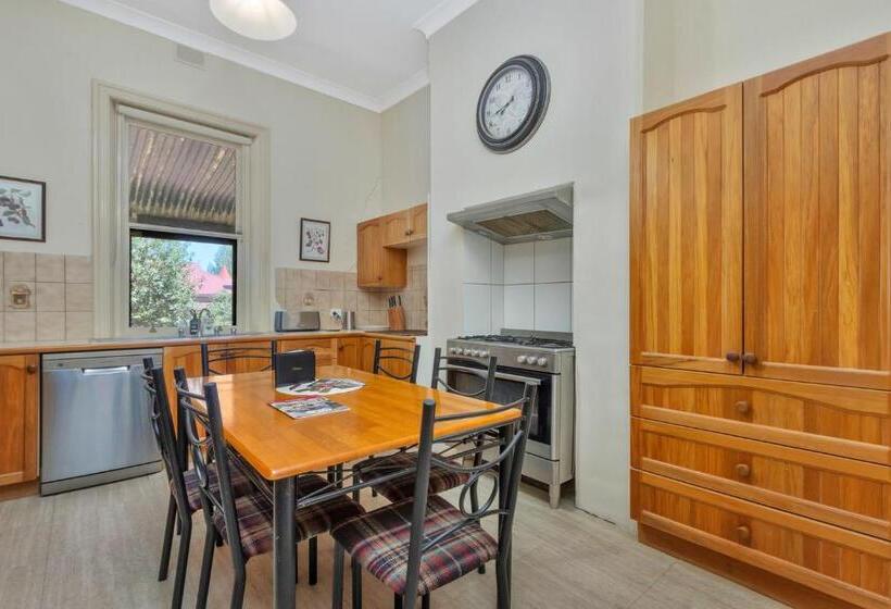 پانسیون Barossa Vineyard Guesthouse