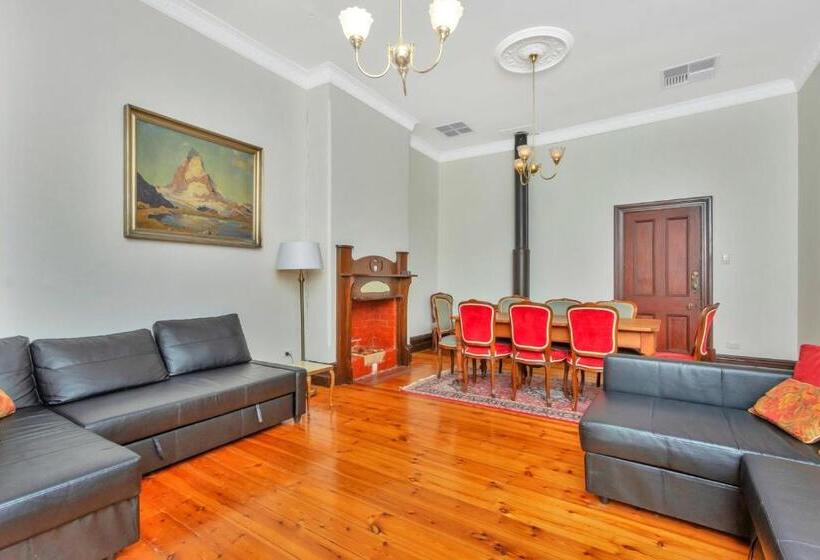 پانسیون Barossa Vineyard Guesthouse