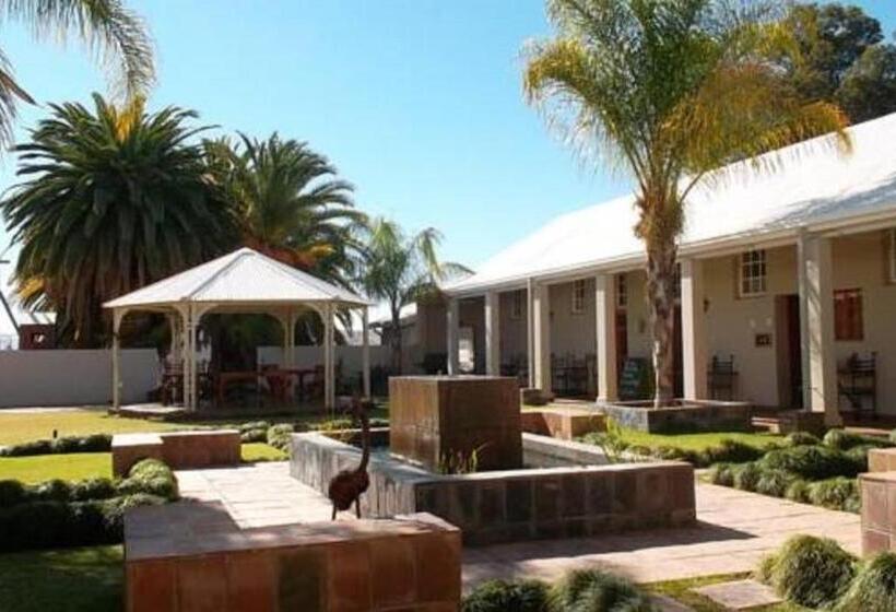 ペンション Ou Skool Guesthouse