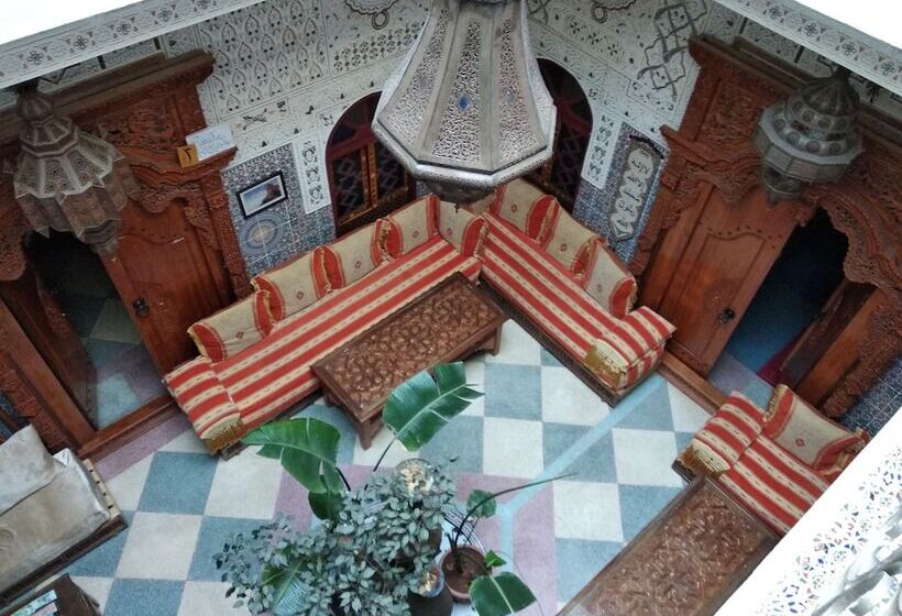 ریاض Ryad Bab Berdaine