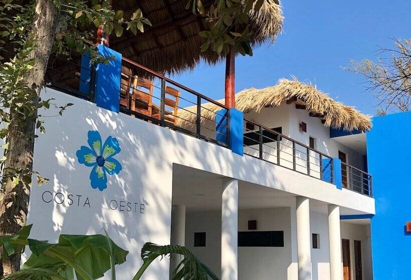 هتل Costa Oeste