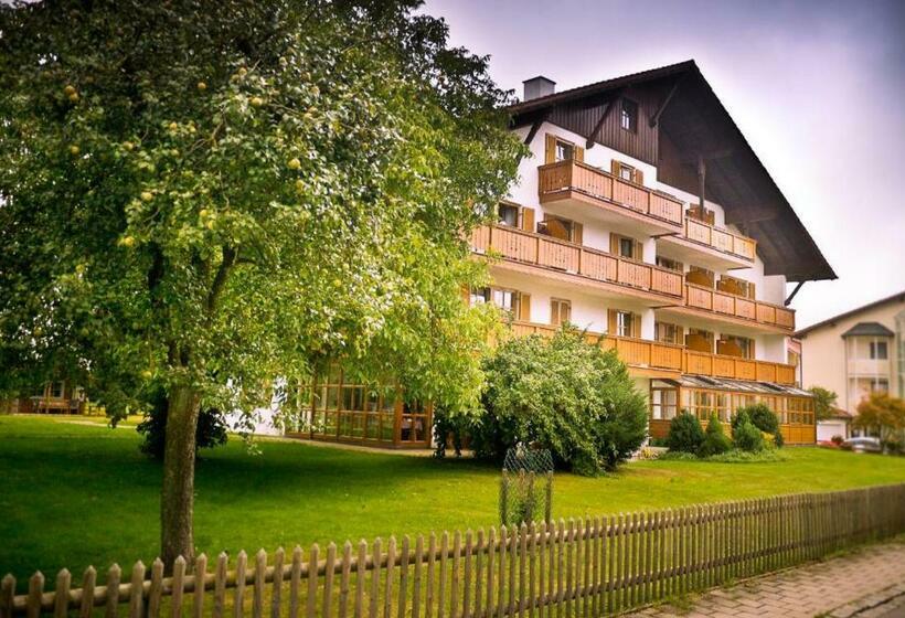 هتل Haus Maria