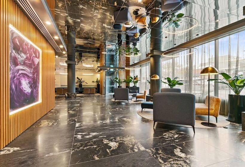 هتل Melbourne City Apartment