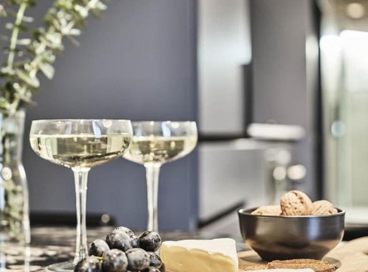 هتل Melbourne City Apartment