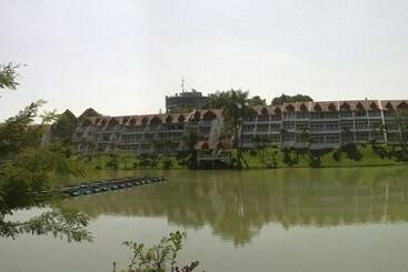 هتل Mountainpark Switzerland Resort