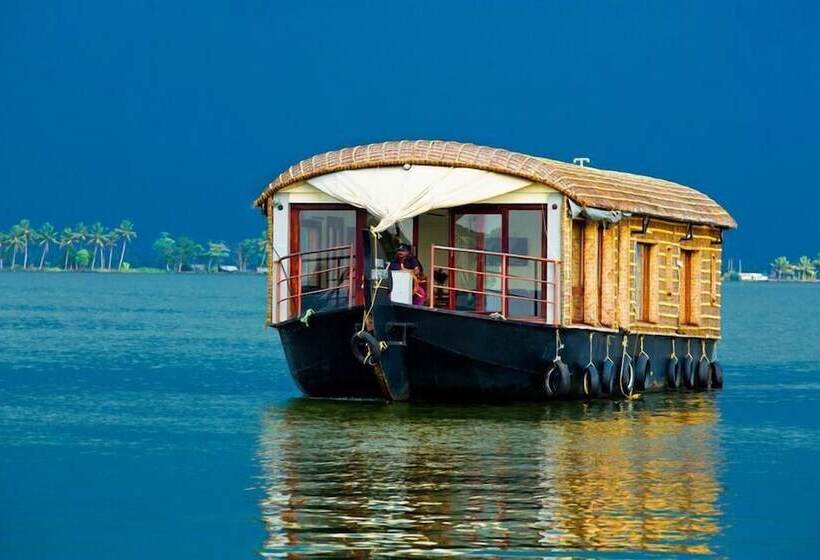 ホテル Sreekrishna Houseboats