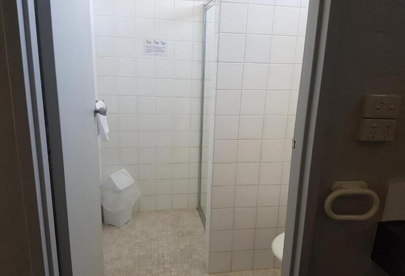 מוטל Belmore Motor Inn