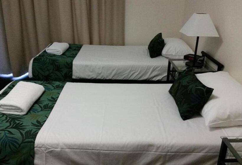 모텔 Port Denison Motor Inn