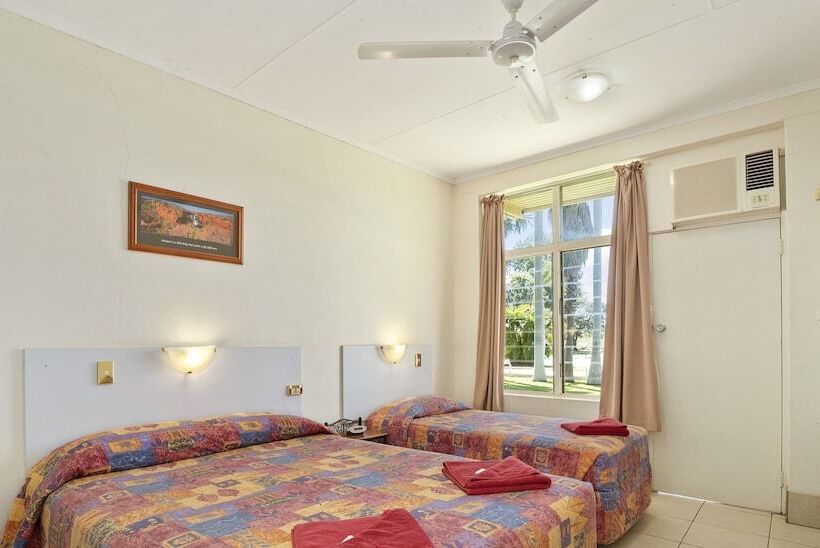 مُتل Riverview Tourist Village