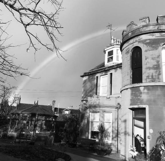 膳宿费 The Limes Guest House