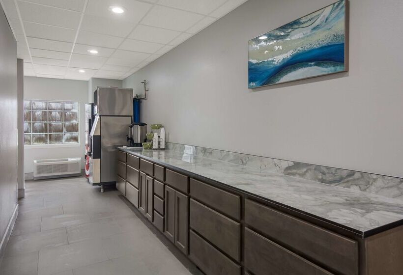 בית מלון כפרי Americas Best Value Inn And Suites Lake Charles