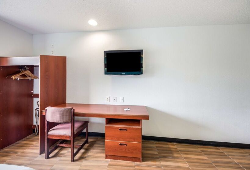 هتل Americas Best Value Inn & Suites Brunswick