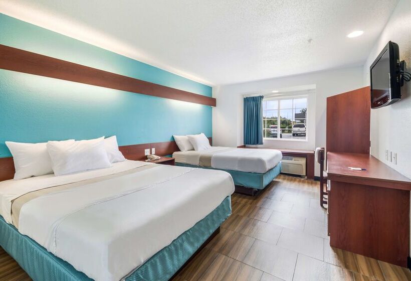 هتل Americas Best Value Inn & Suites Brunswick