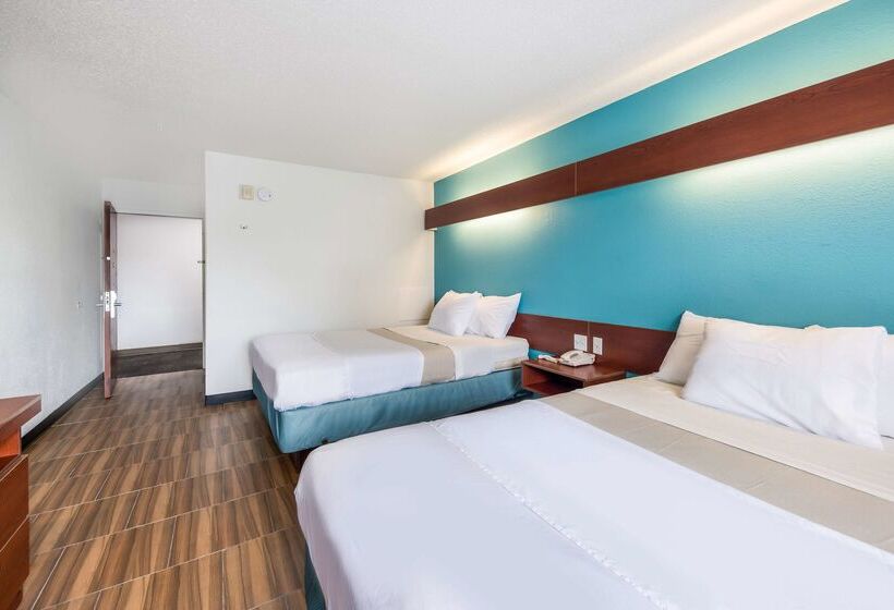 Szálloda Americas Best Value Inn & Suites Brunswick