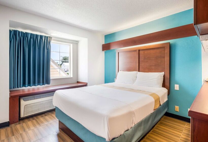 Hôtel Americas Best Value Inn & Suites Brunswick