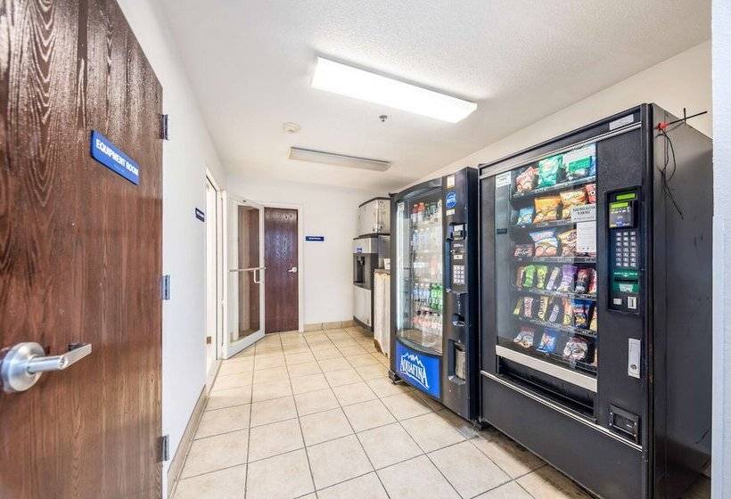 هتل Americas Best Value Inn & Suites Brunswick