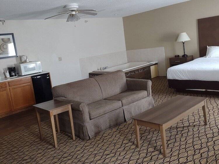 בית מלון כפרי Baymont By Wyndham Auburn