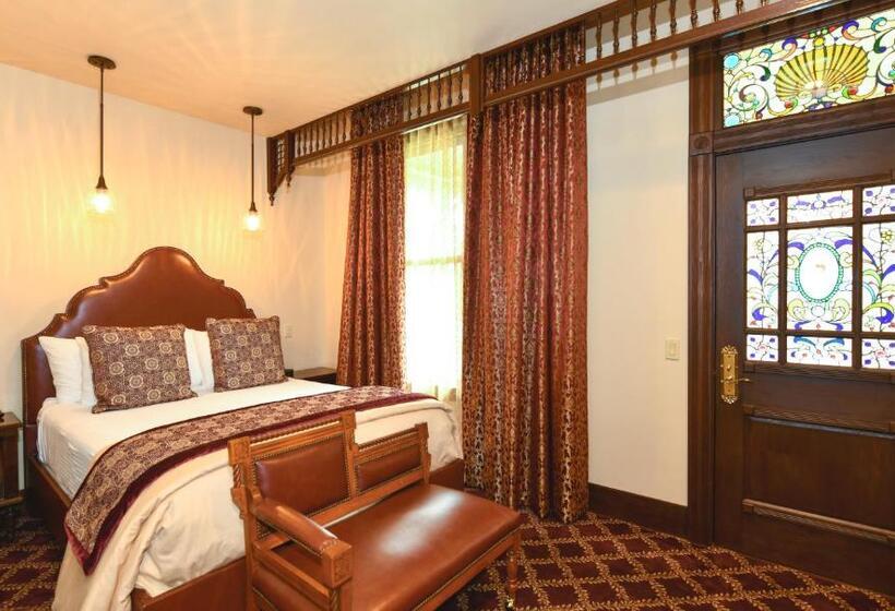 هتل Blackbird Inn