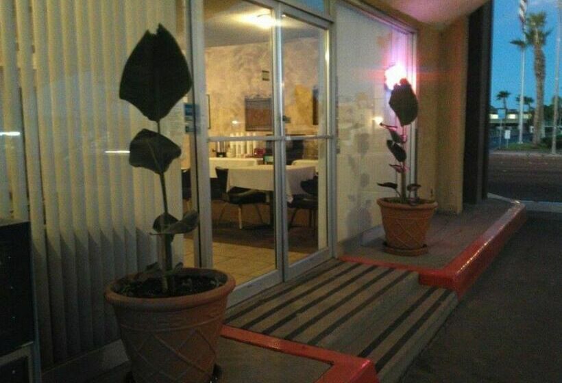 호텔 Brunners Inn & Suites