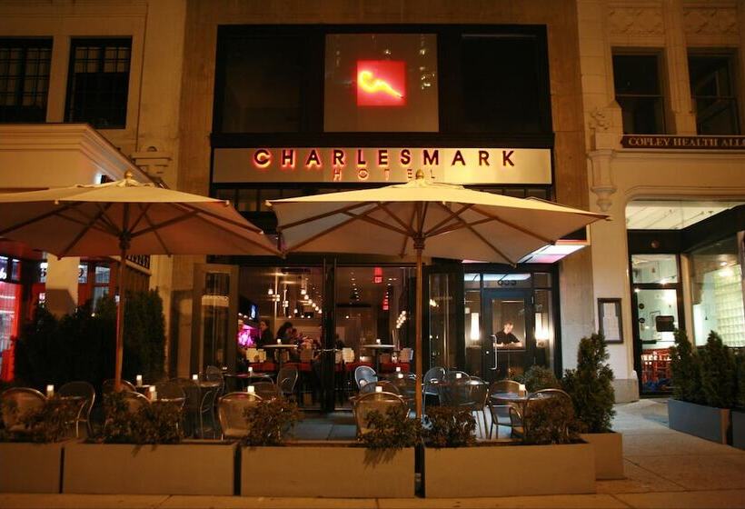 هتل Charlesmark