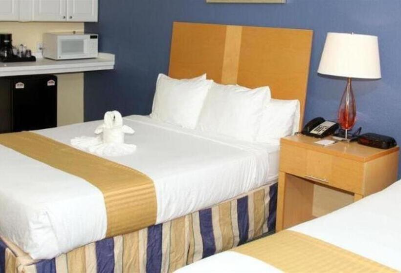 هتل Chart House Suites And Marina