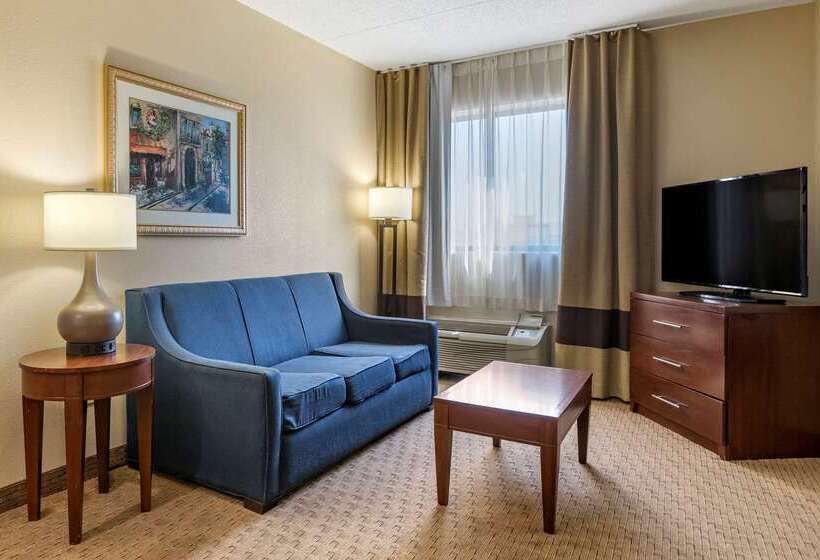 هتل Comfort Inn Warren